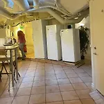 Lodge32 HOSTEL