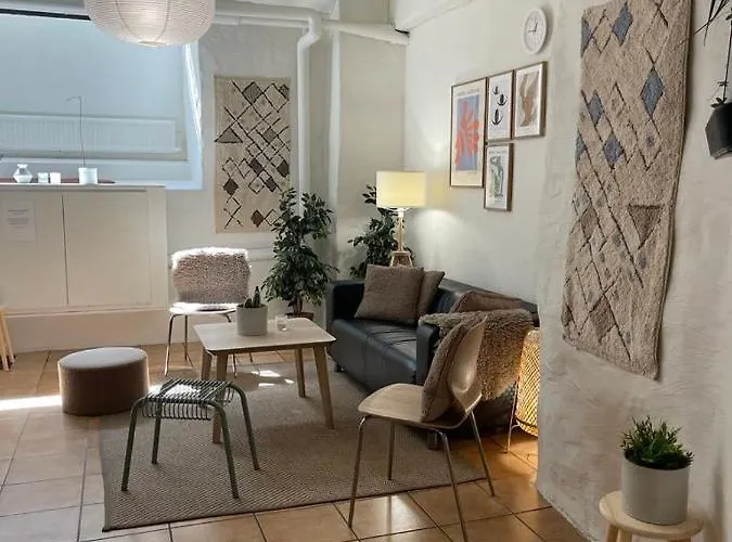 Lodge32 HOSTEL
